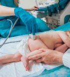בדיקת אולטרסאונד פרקי ירכיים לתינוקות - חשיבות הבדיקה אצל רופא מומחה-תמונה
